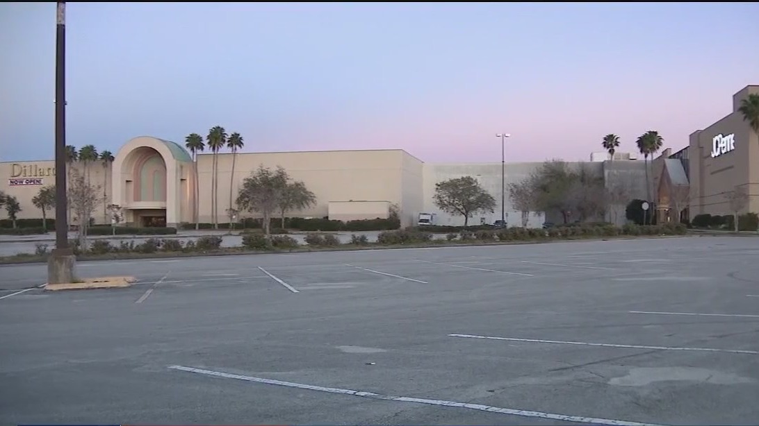 Seminole Towne Center power shut off, FPL says